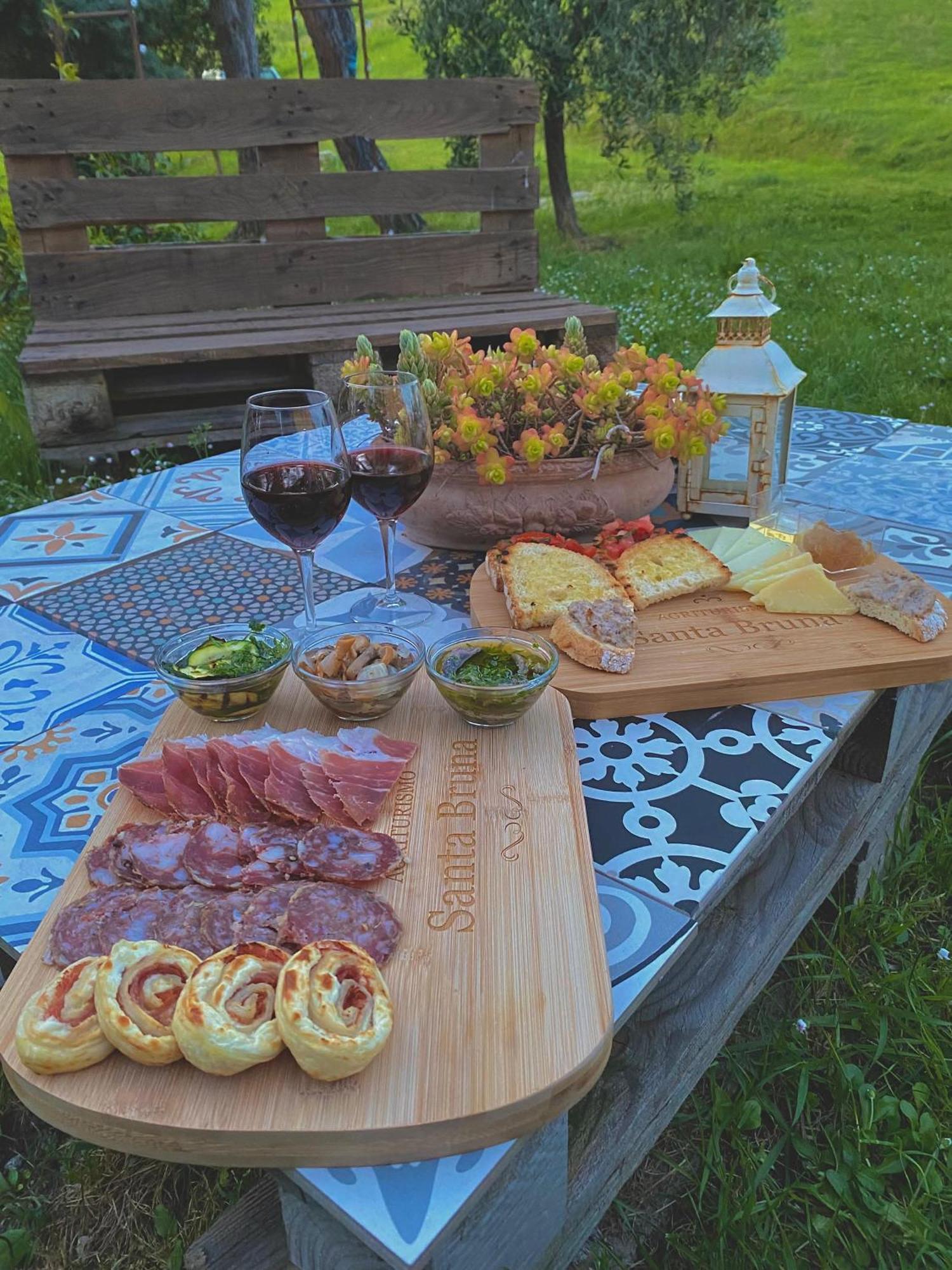 Agriturismo Santa Bruna โวลแตร์รา ภายนอก รูปภาพ